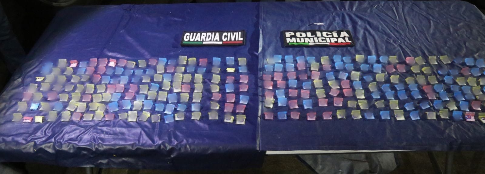Resultado de operaciones en Jacona, Guardia Civil y Policía Municipal detienen a cuatro presuntos integrantes de una célula delictiva; portaban 281 dosis de droga. 