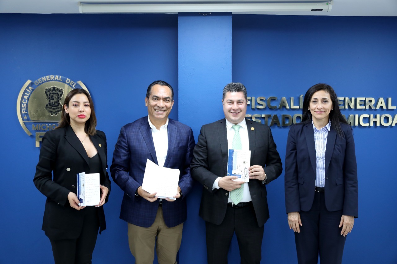 Fiscalía General, abierta a las aportaciones que sumen a las buenas prácticas en la institución : Adrián López Solís