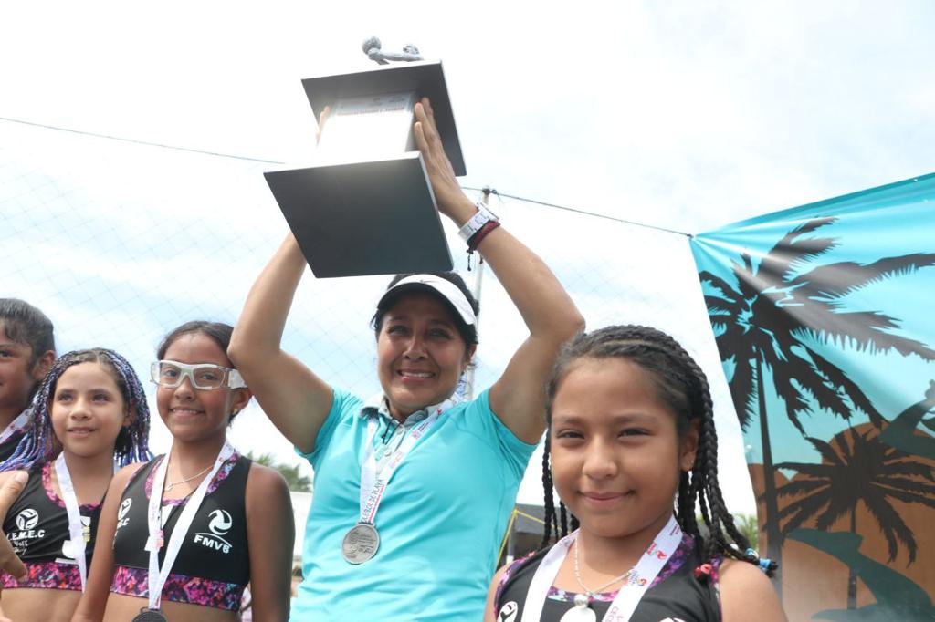 Concluye Festival Infantil y Juvenil de Voleibol de Playa en Michoacán