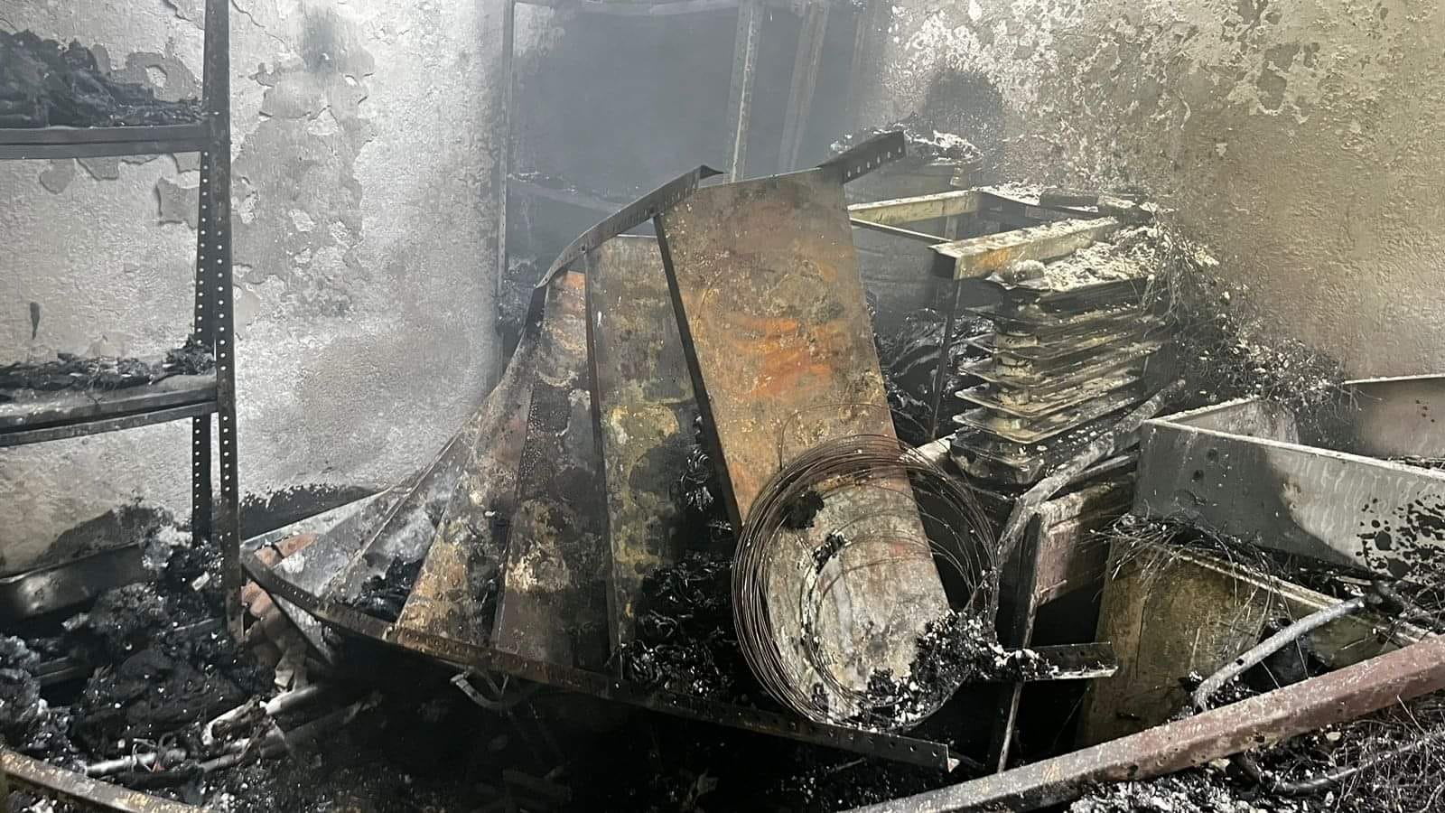Bomberos Municipales y Rescate atendieron el incendio de una casa habitación
