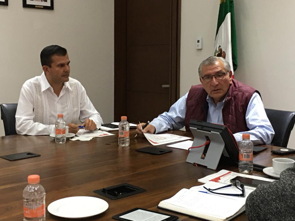 Gobiernos federal y estatal establecen diálogo con comisión de la CNTE