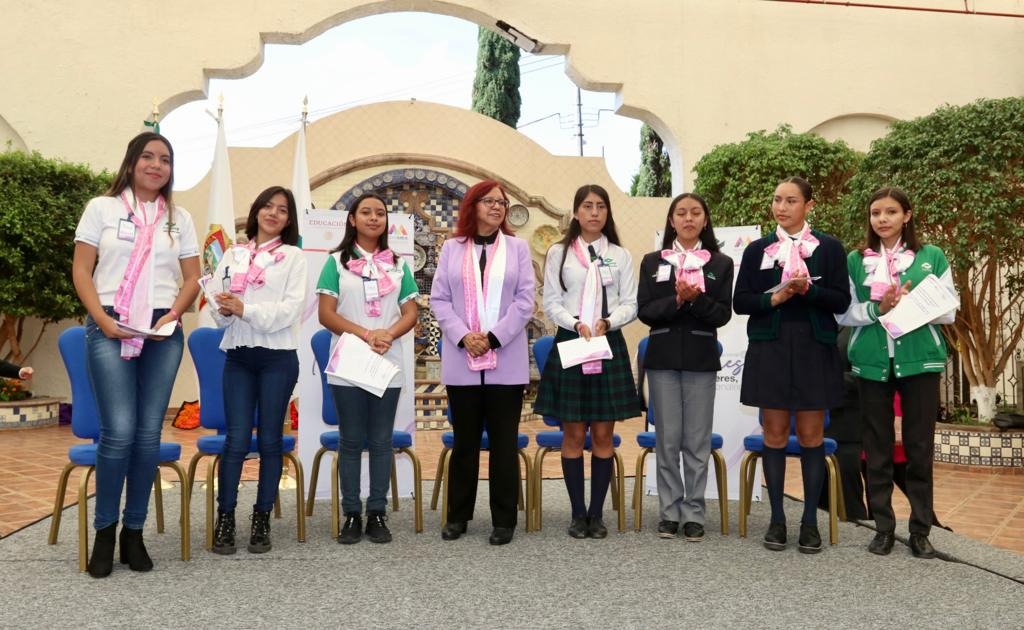 Alumnas del Conalep Michoacán participan en la Cumbre Nacional de Mujeres Líderes Conalep