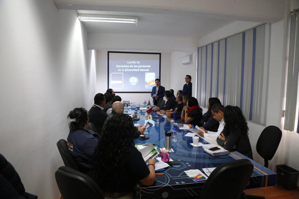 Capacita FGE a personal de la Agencia de Inteligencia Criminal sobre la Cartilla de Derechos de las Personas de la Diversidad Sexual