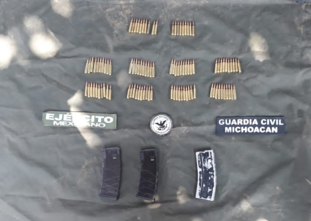 En Uruapan, SSP, Sedena y GN detienen a dos mujeres, en portación de cartuchos y cargadores de arma larga