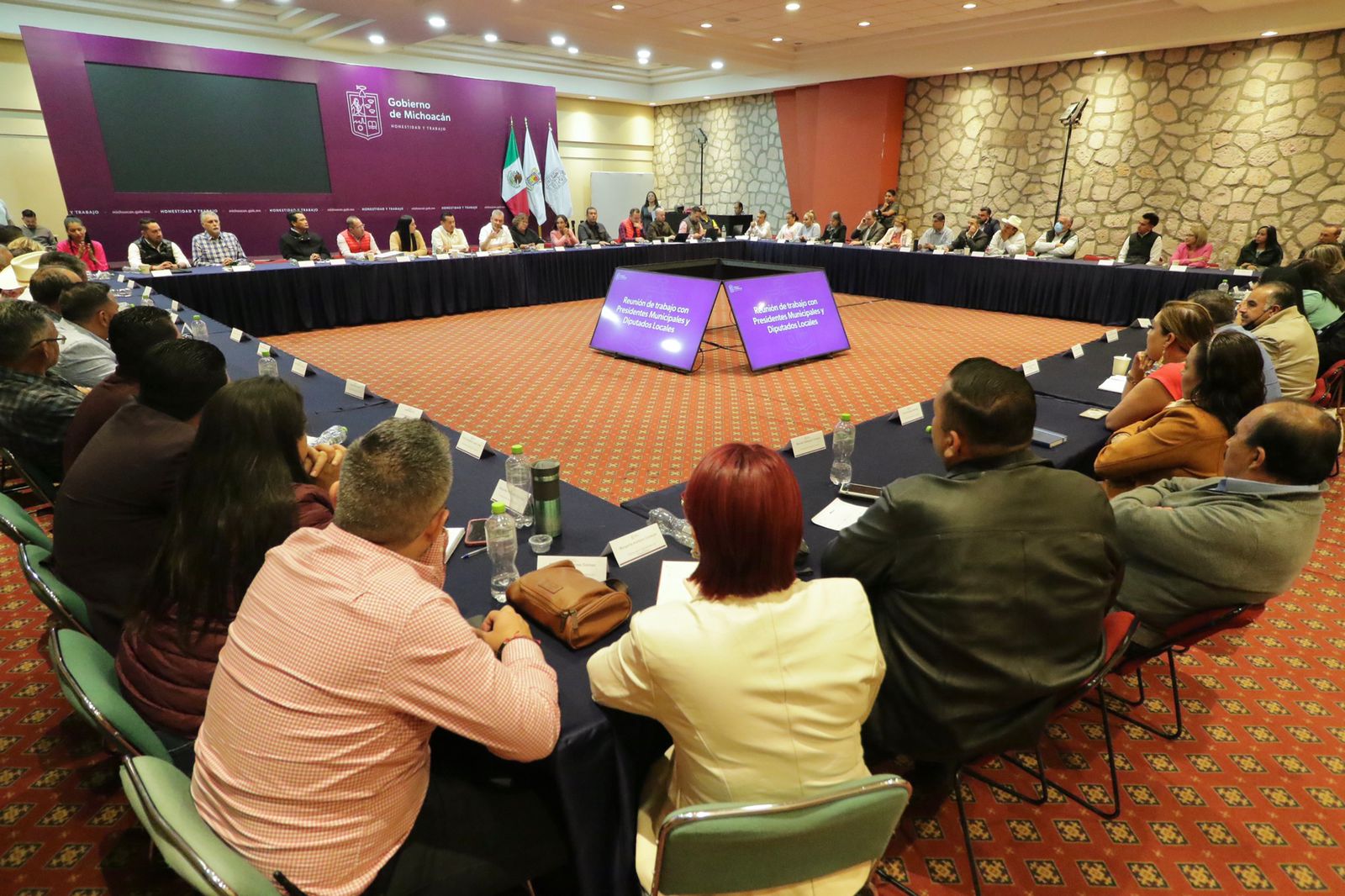 De forma incluyente se fortalece a todos los municipios michoacanos: Jesús Mora.