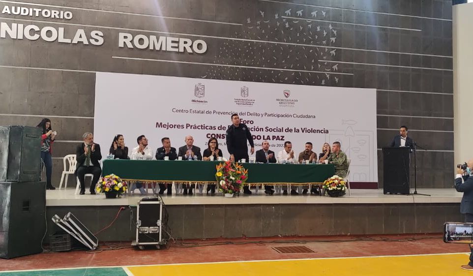 Asiste personal de Guardia Civil a Foro Construyendo la Paz, en Zitácuaro