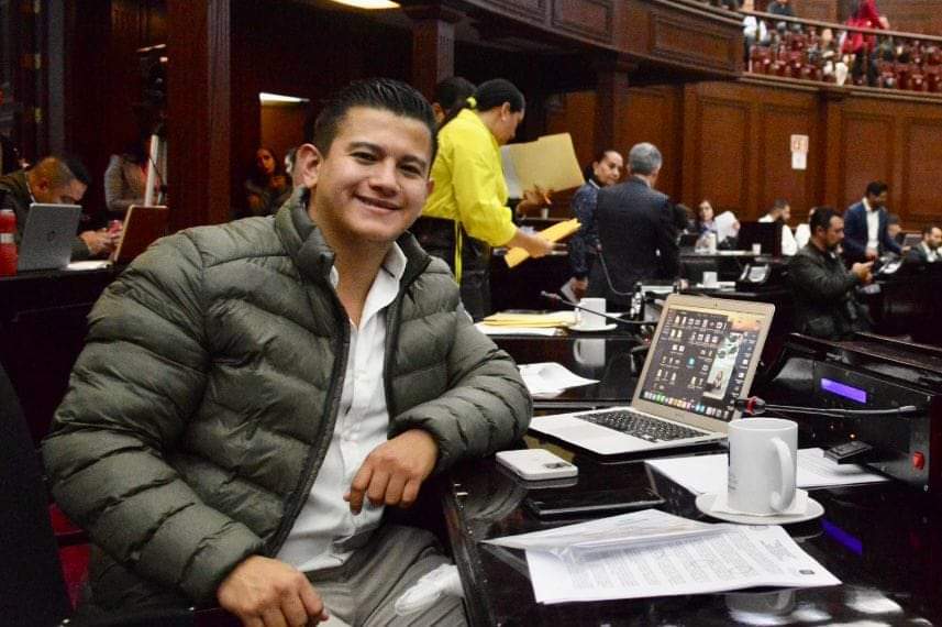 En 2023, ahondaremos el trabajo en defensa de los derechos de las personas con discapacidad: Víctor Zurita