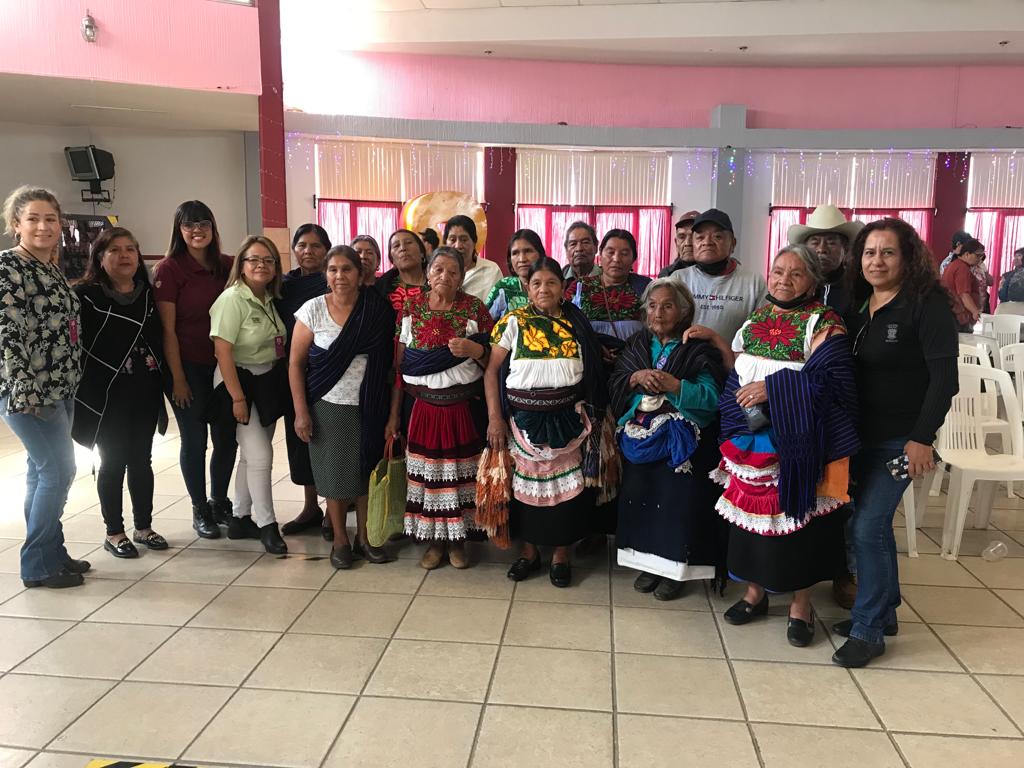 Atiende DIF a más de 3 mil 500 adultos mayores de 71 municipios con Jornadas Optométricas