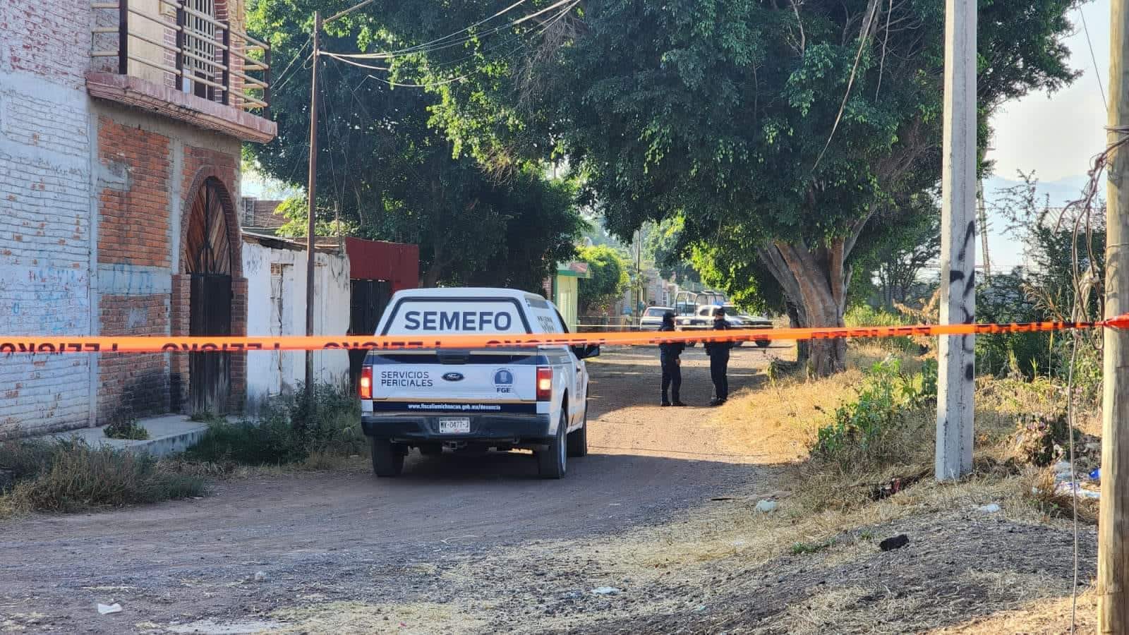 En Fraccionamiento Valle Dorado fue localizado un joven asesinado a balazos