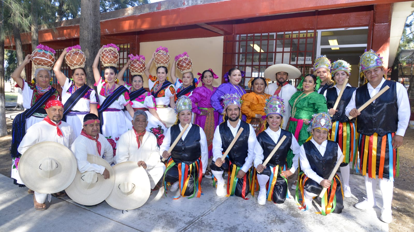 Se llevaron actividades artísticas a más de 700 mil alumnos y docentes: SEE