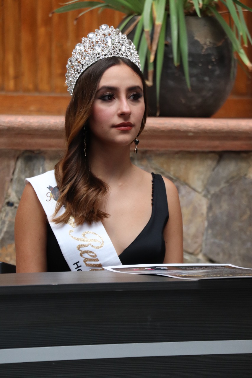 Autoridades municipales encabezadas por la Presidenta del DIF Vanessa Ixtláhuac Presentan la Convocatoria para el certamen de belleza “Monarca de la Feria 2023”