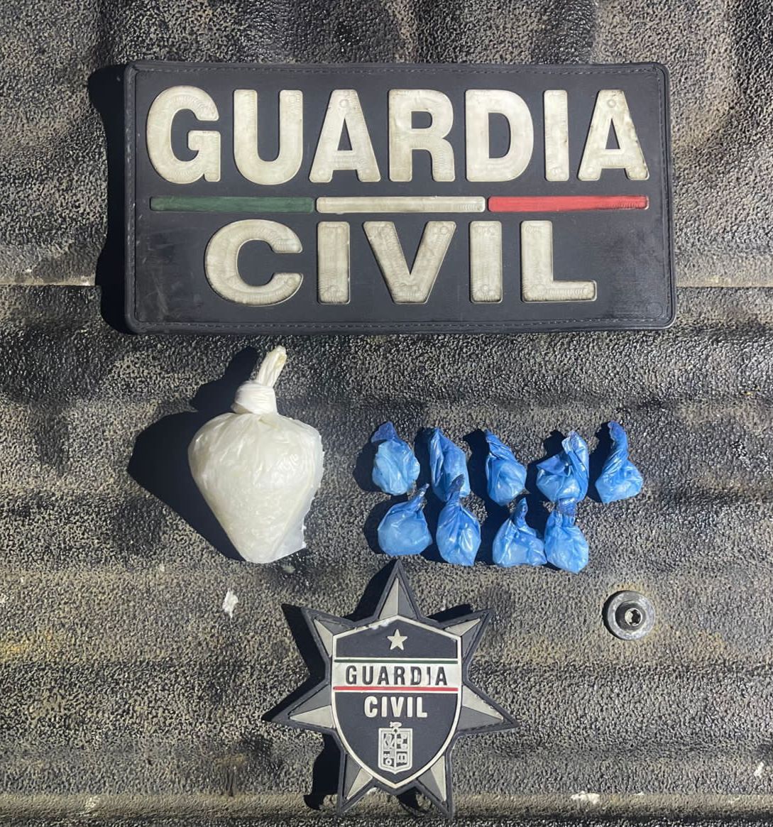 Guardia Civil asegura dos personas, varias unidades de droga y un vehículo; en diferentes hechos