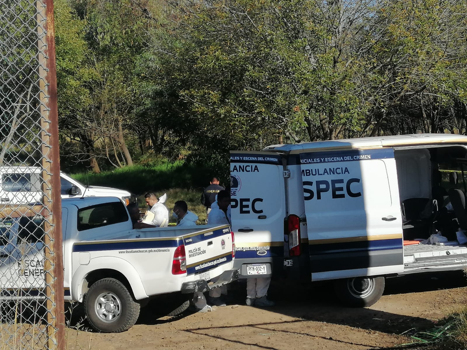 Localizan el cadáver de un hombre esposado y con impactos de bala en la espalda
