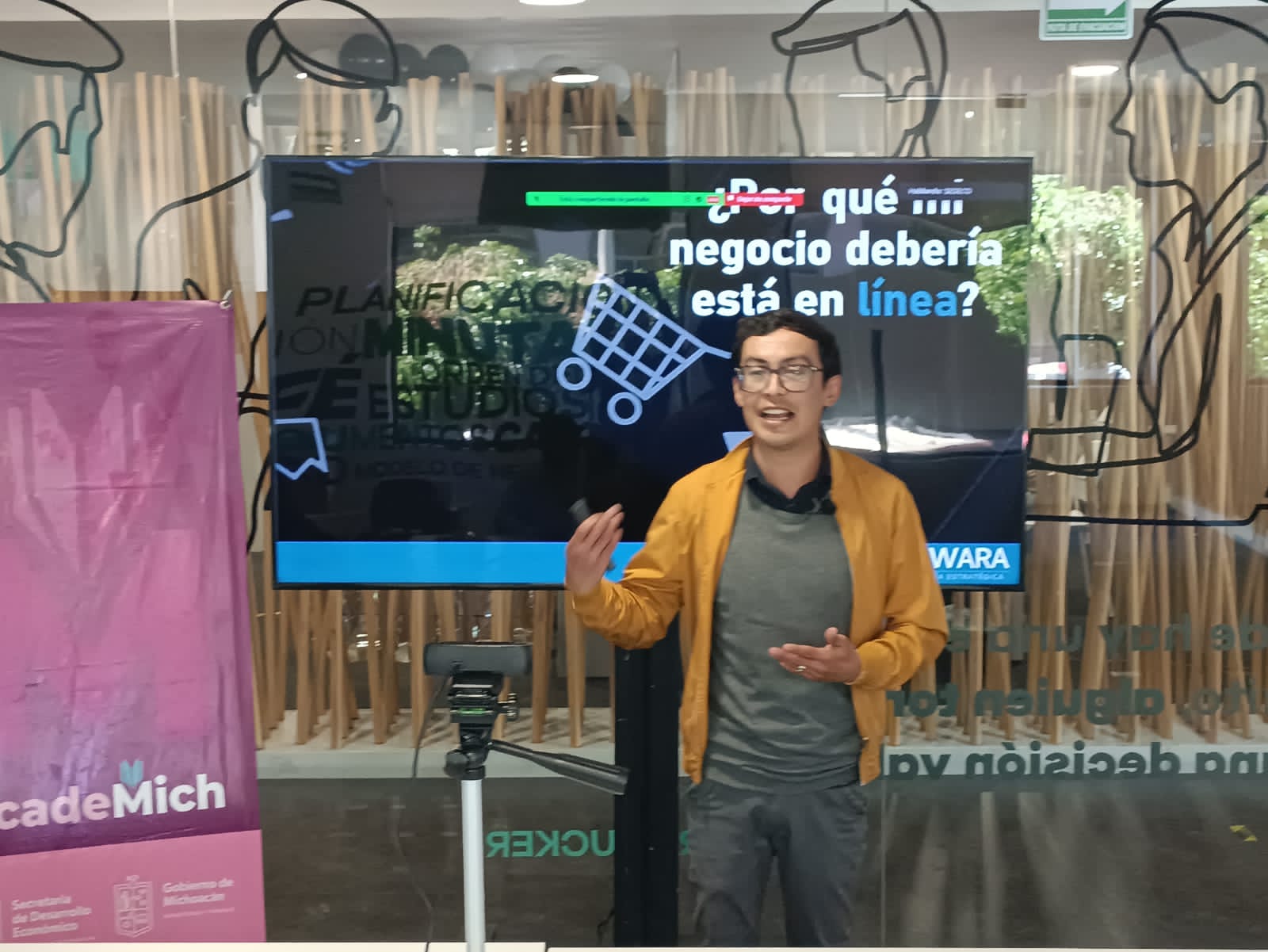 Capacita Sedeco sobre el arte de vender en línea