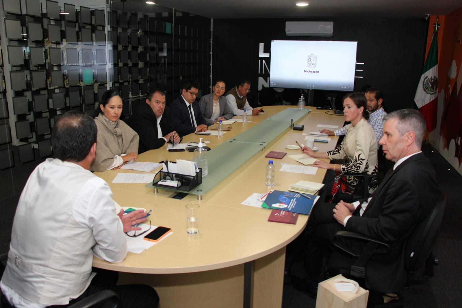 Revisan Sedeco y la Delegación de la Unión Europea en México, la oferta exportable de Michoacán