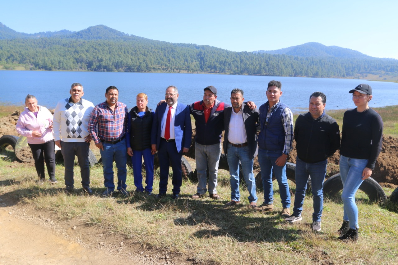 José Luis Téllez supervisó trabajos de construcción del colector  para el saneamiento de la Presa de Mata de Pinos