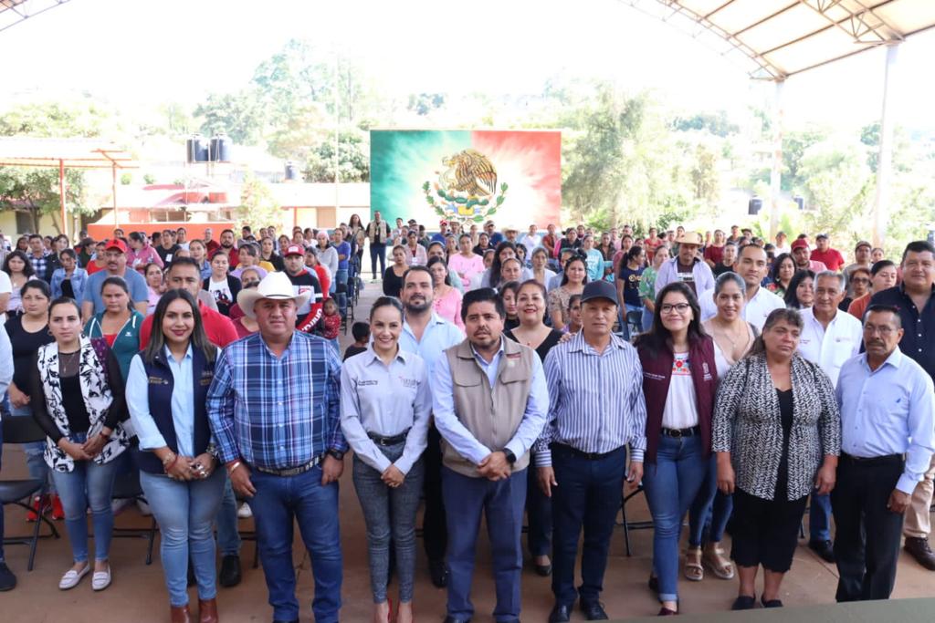 Llega a Tacámbaro pensión universal para personas de 30 a 64 años con discapacidad