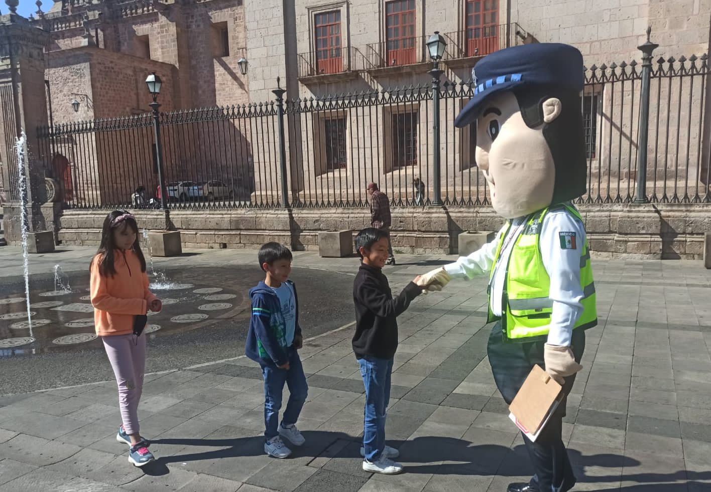 Cruce seguro para peatones, en el Centro de Morelia: SSP.