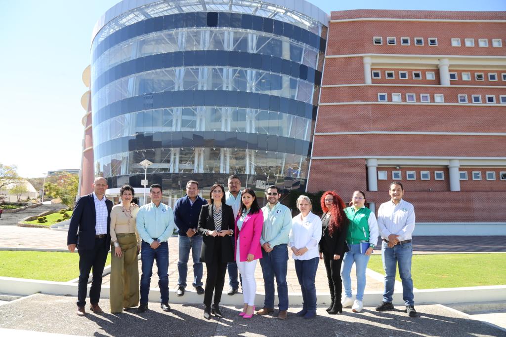 SEE y Universidad de la Ciénega firman convenio para capacitación docente