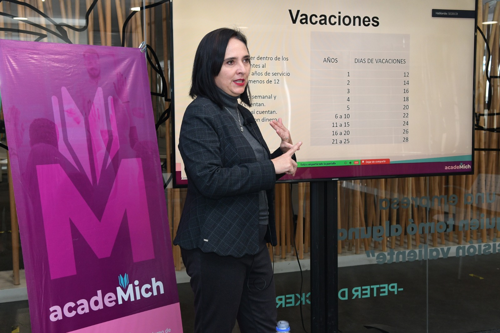 Hoy se impartió la charla denominada “Aguinaldo, vacaciones, ¿a qué tienen derecho mis trabajadores?