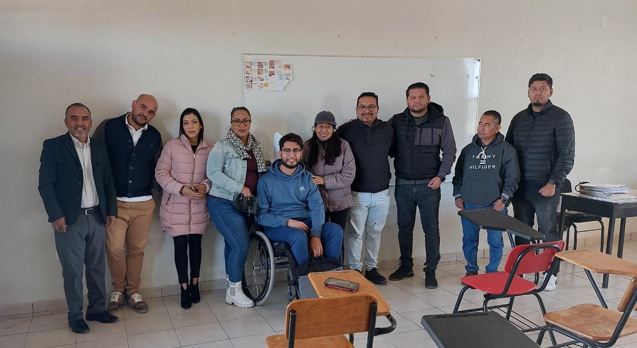 Docentes, administrativo y directivos de Cecytem participaron en el taller “Manejo de Emociones”
