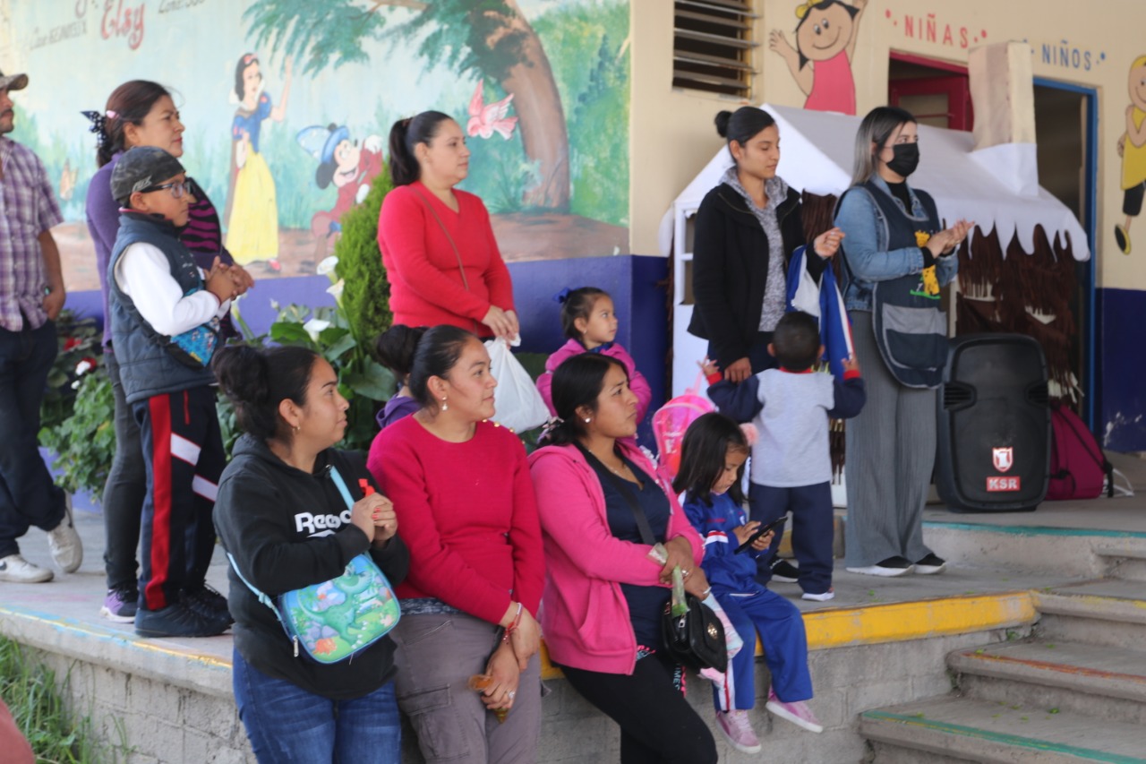 Graciela Guzmán asistió al arranque de las obras que se realizarán en el Preescolar Elsy