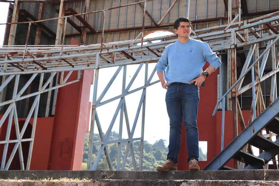 Toño Ixtláhuac supervisa las instalaciones de la feria y anuncia que Zitácuaro contará con un centro de espectáculos permanente