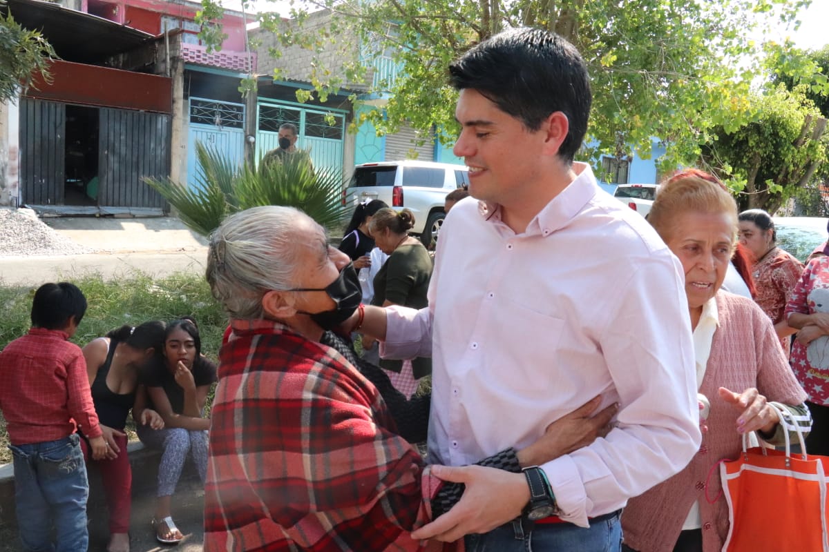 Atiende el Presidente Toño Ixtláhuac diversas necesidades en el municipio