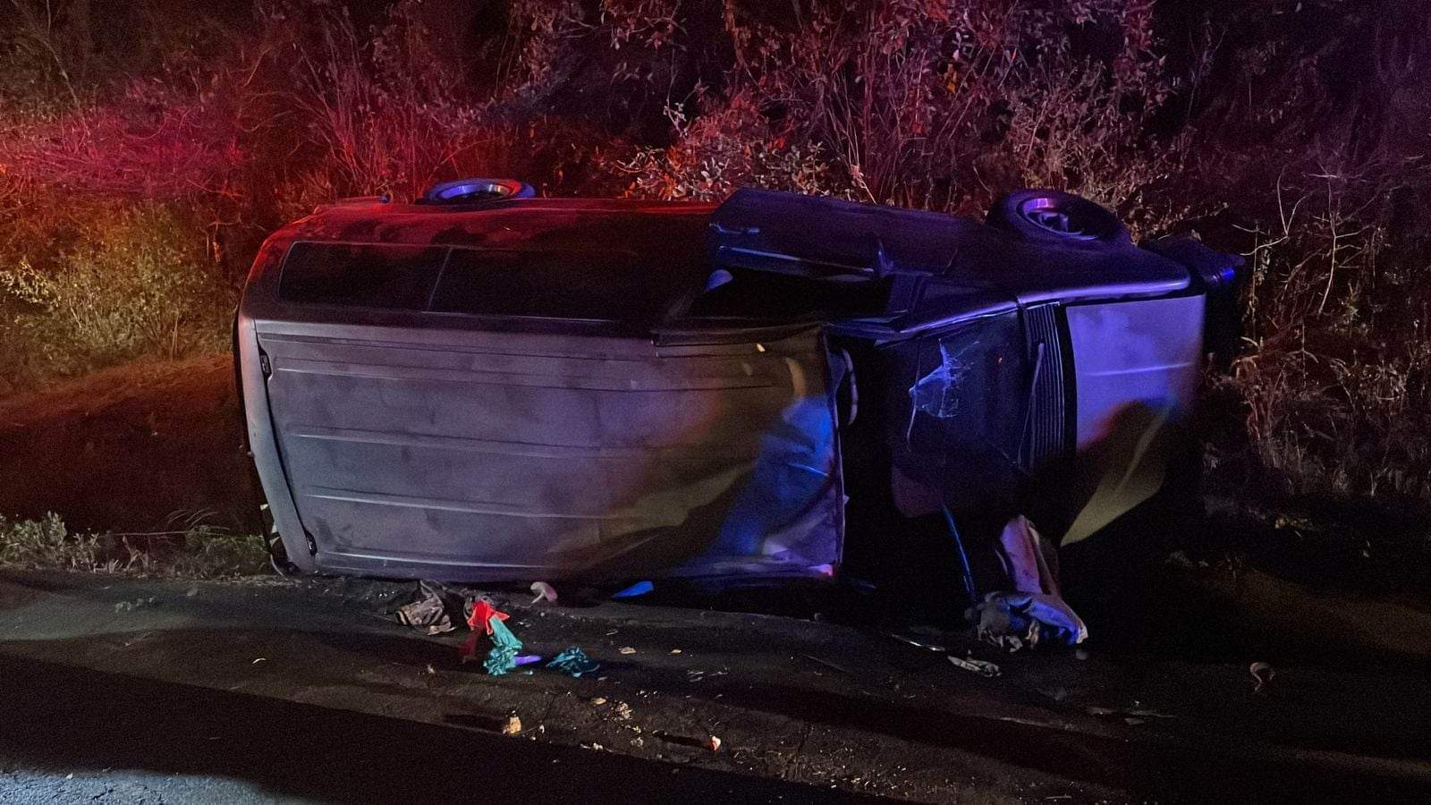 Saldo de siete personas lesionadas tras la volcadura de una camioneta