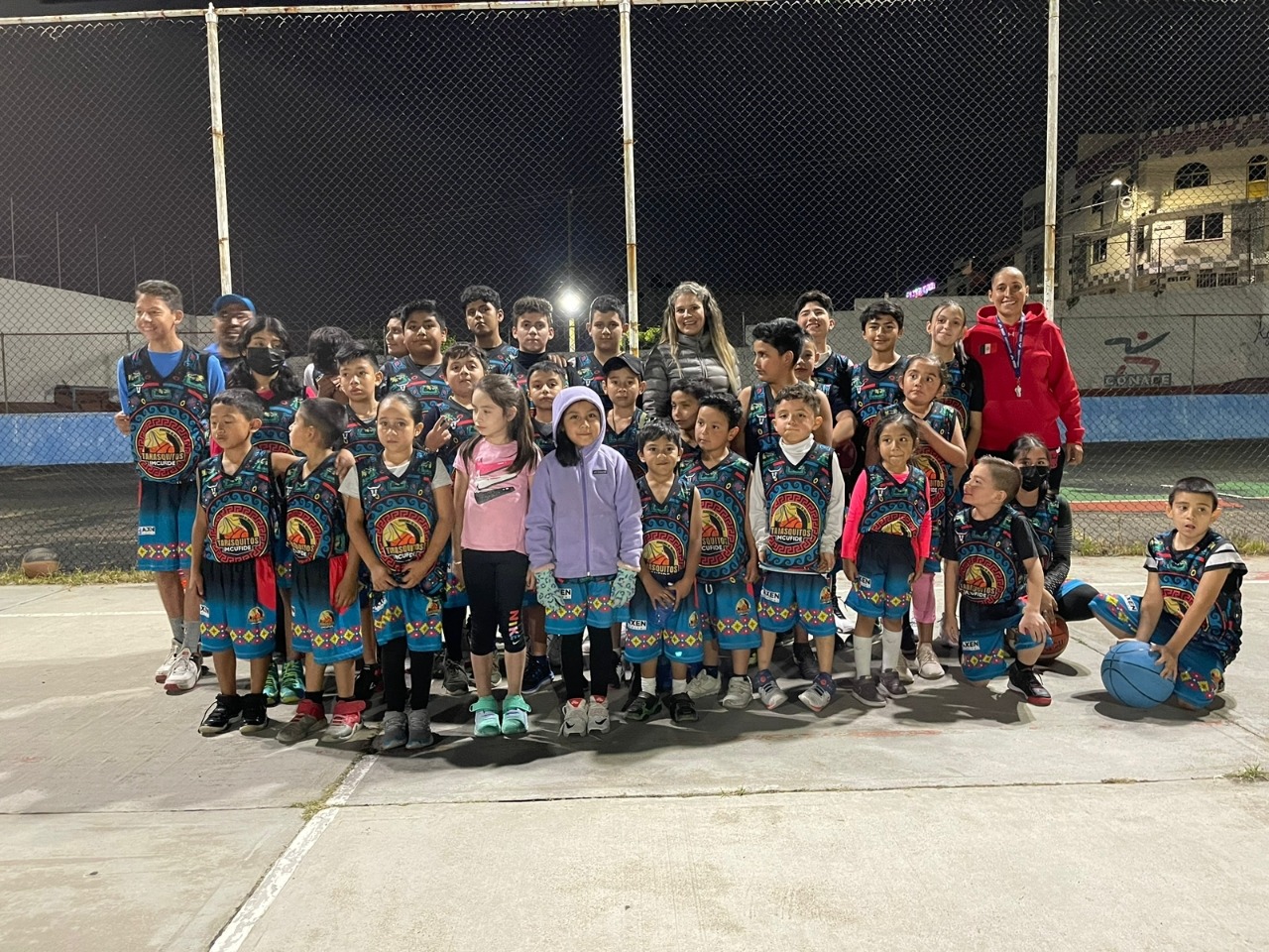 Invita Imcufide a Academia de Básquetbol Tarasquitos