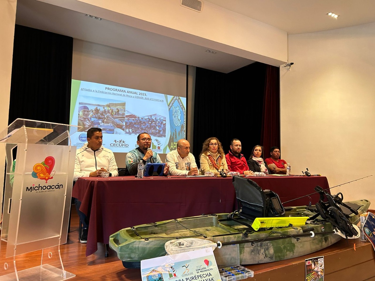 Presenta Compesca el programa anual de pesca deportiva en Michoacán