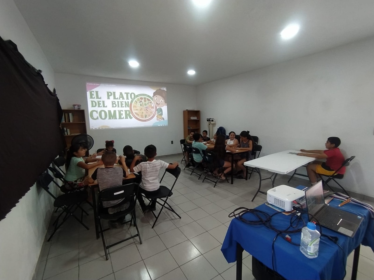 Lleva Sedebi Club de Ciencias para niñas y niños en Ceibas de Buenavista.