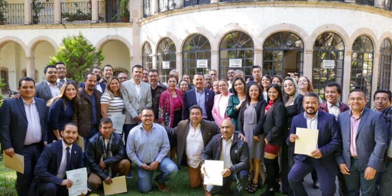 Capacitación permanente a trabajadores  de Segob: Torres Piña.