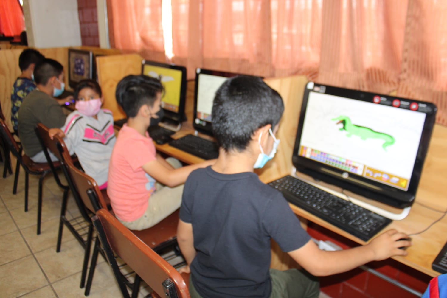 Brinda SEE licencias gratuitas de software a escuelas y trabajadores