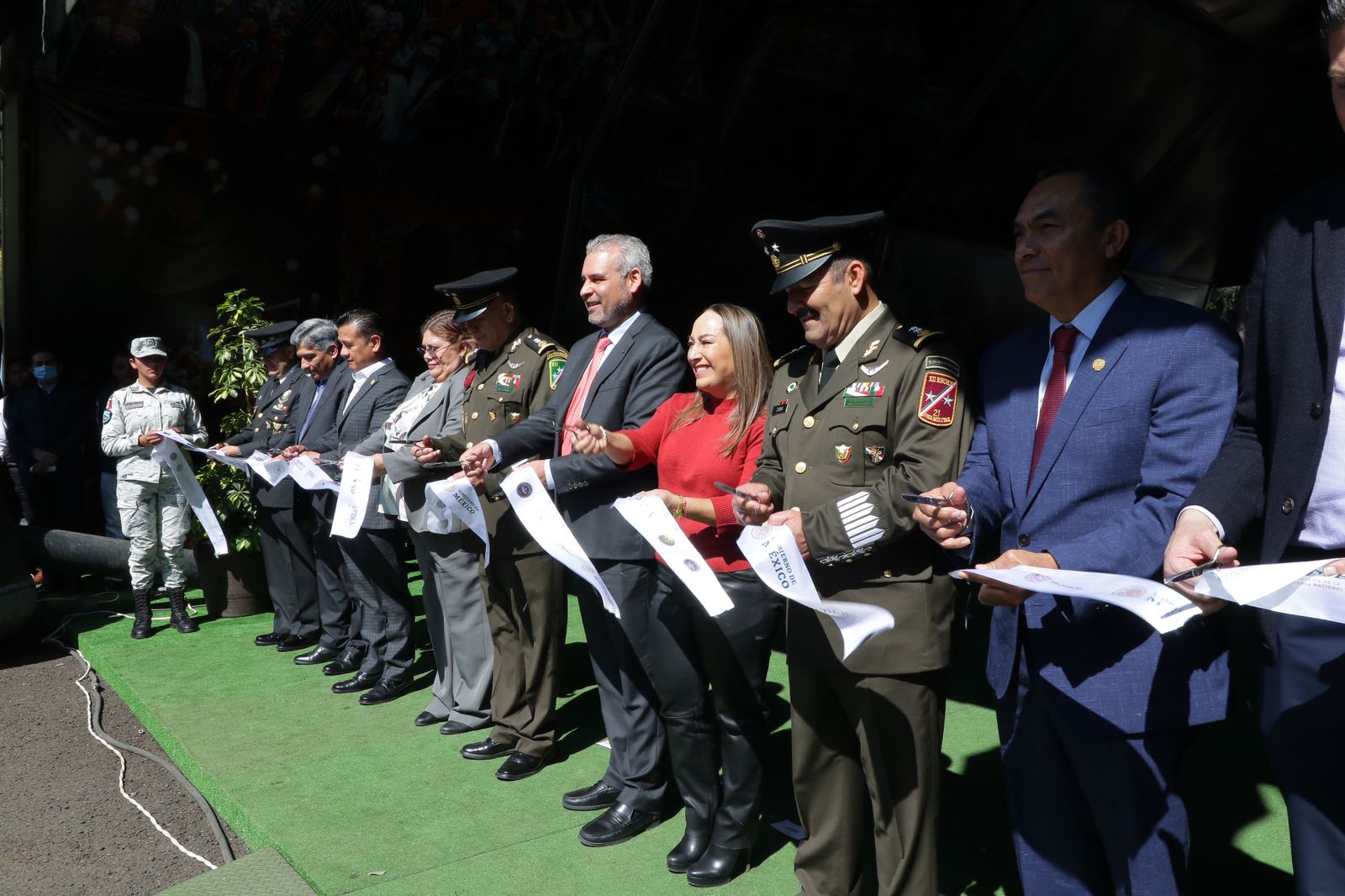 Inaugura Bedolla exposición «La Gran Fuerza de México».
