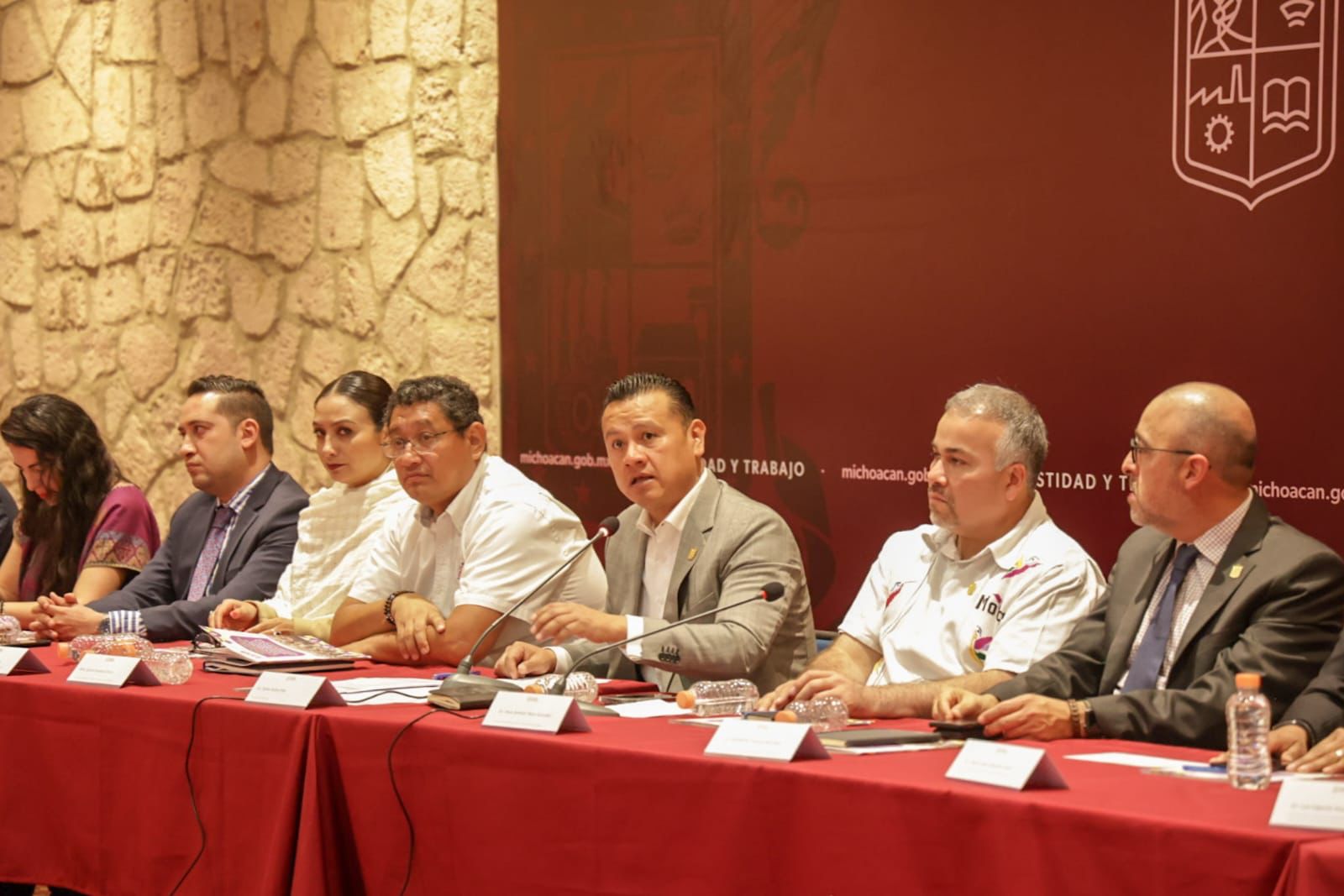 Autogobiernos han demostrado uso eficiente de recursos públicos: Torres Piña.