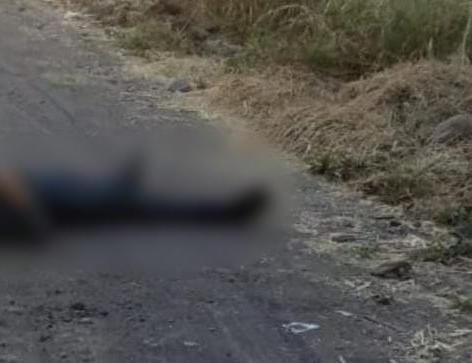 Fue localizado el cadáver de una mujer que presentaba impactos de arma de fuego