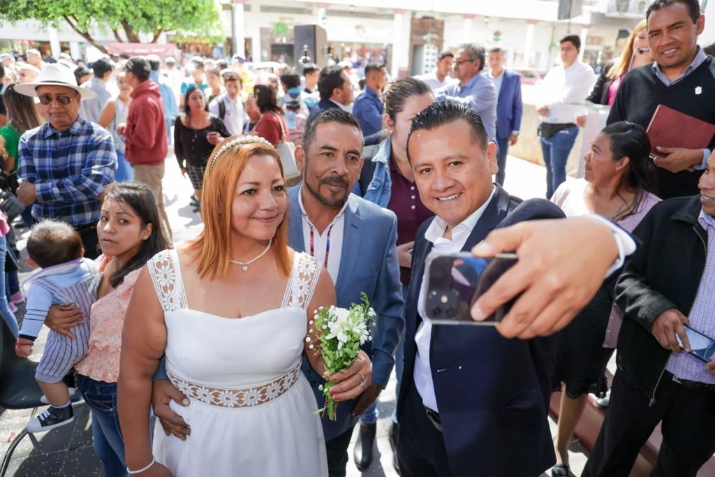 Jornada histórica, Segob realiza más de mil 800 matrimonios en Michoacán