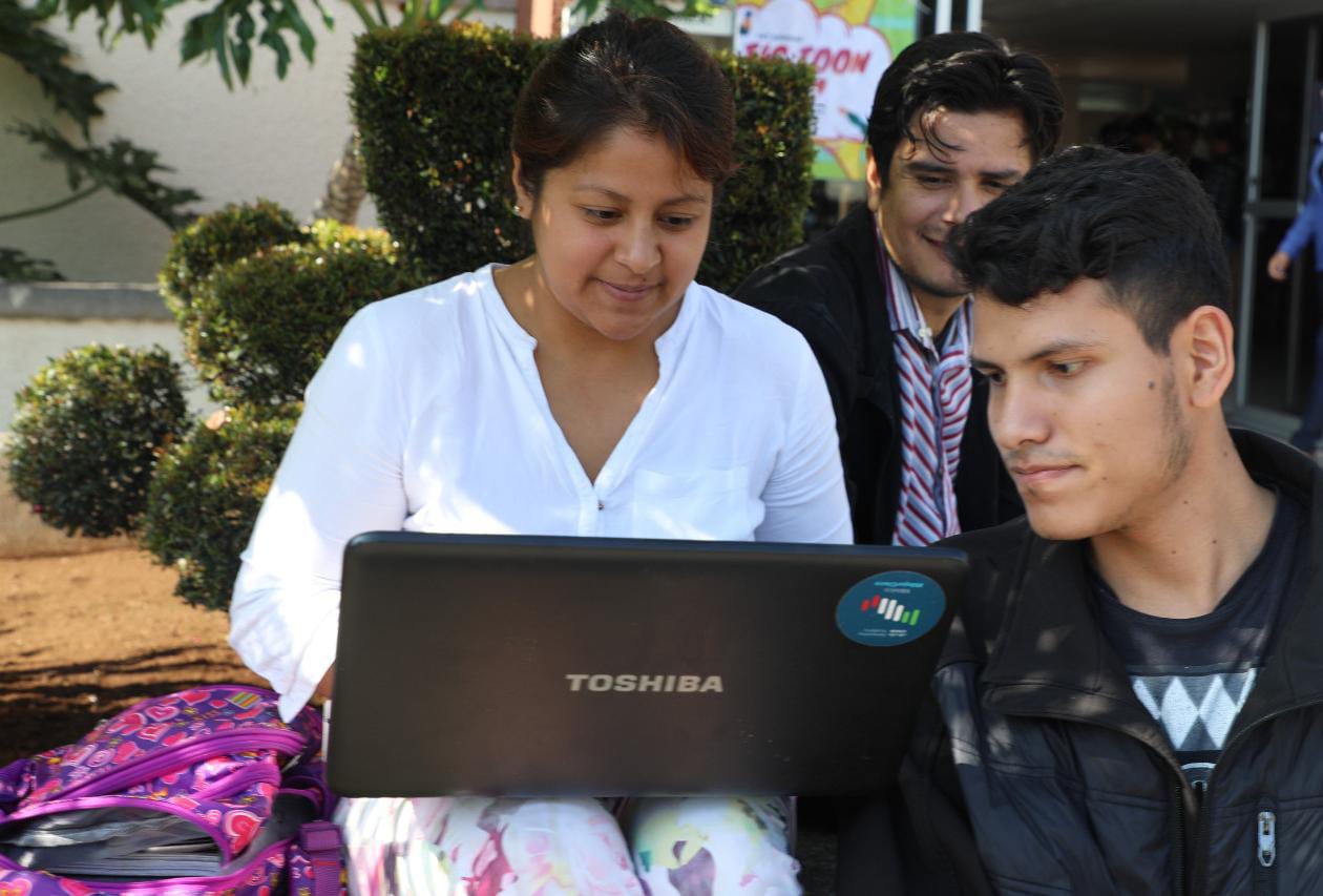 Invita SEE a revisar validez de programas universitarios