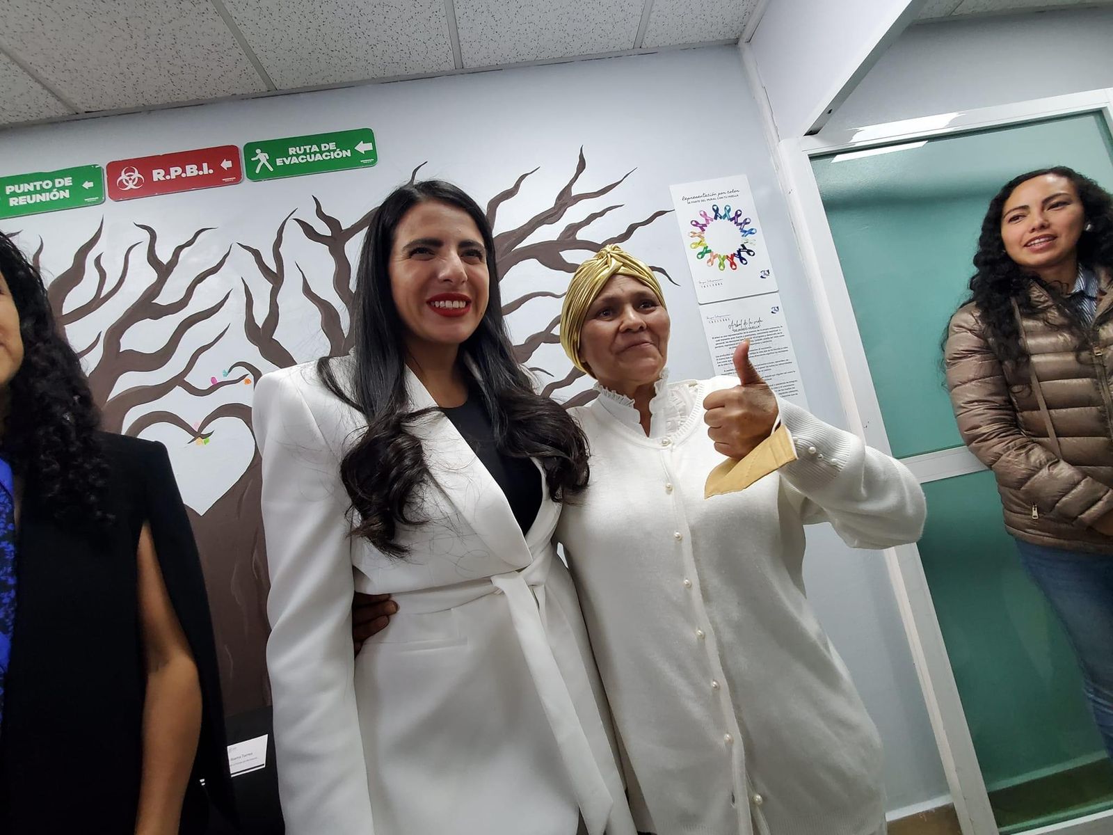 Publican reglas para apoyo a mujeres con cáncer cuidadoras de menores
