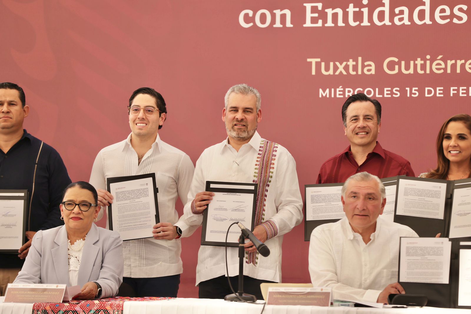 Bedolla firma convenio en seguridad, Michoacán accederá a casi 300 mdp de fondos federales 