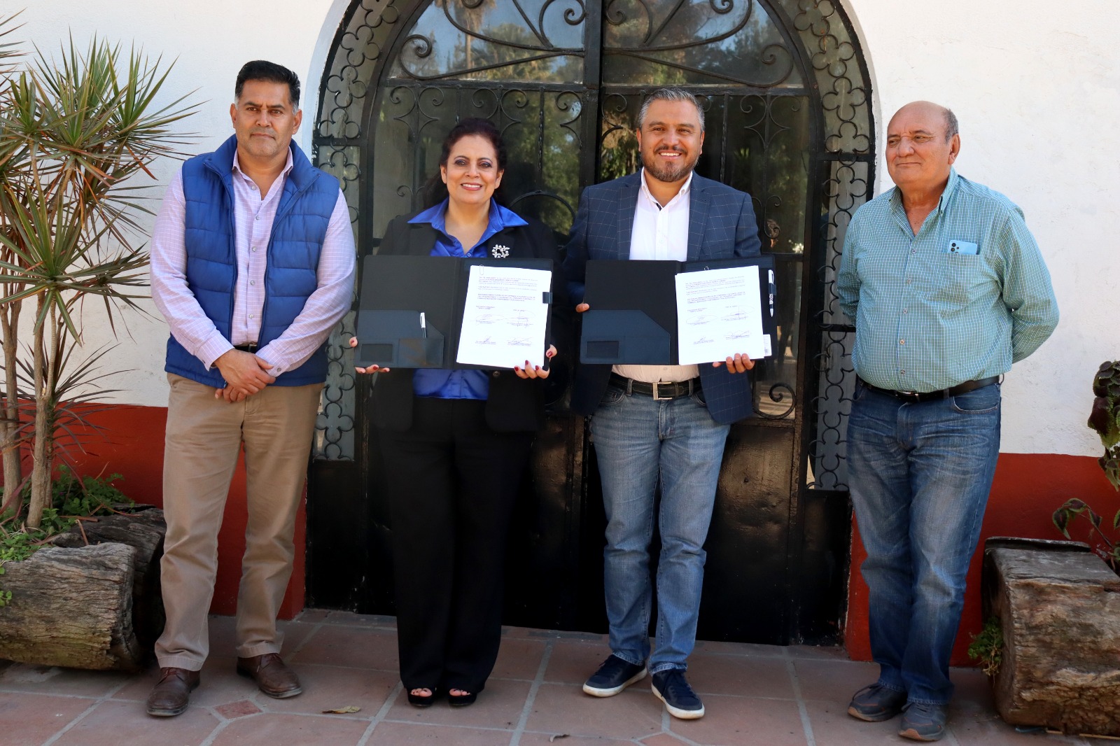 Acuerdan Zoo de Morelia y UNIVA impulsar aprendizaje e investigación.