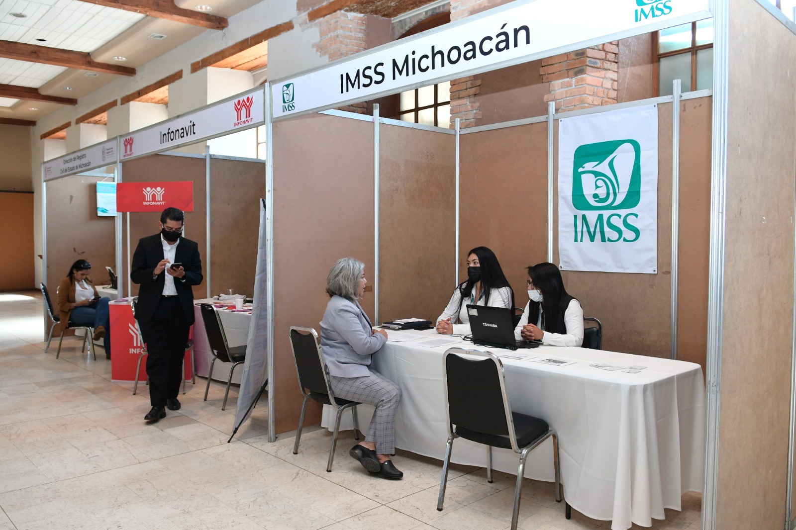 Continúan talleres para impulsar la formalización laboral en Michoacán.