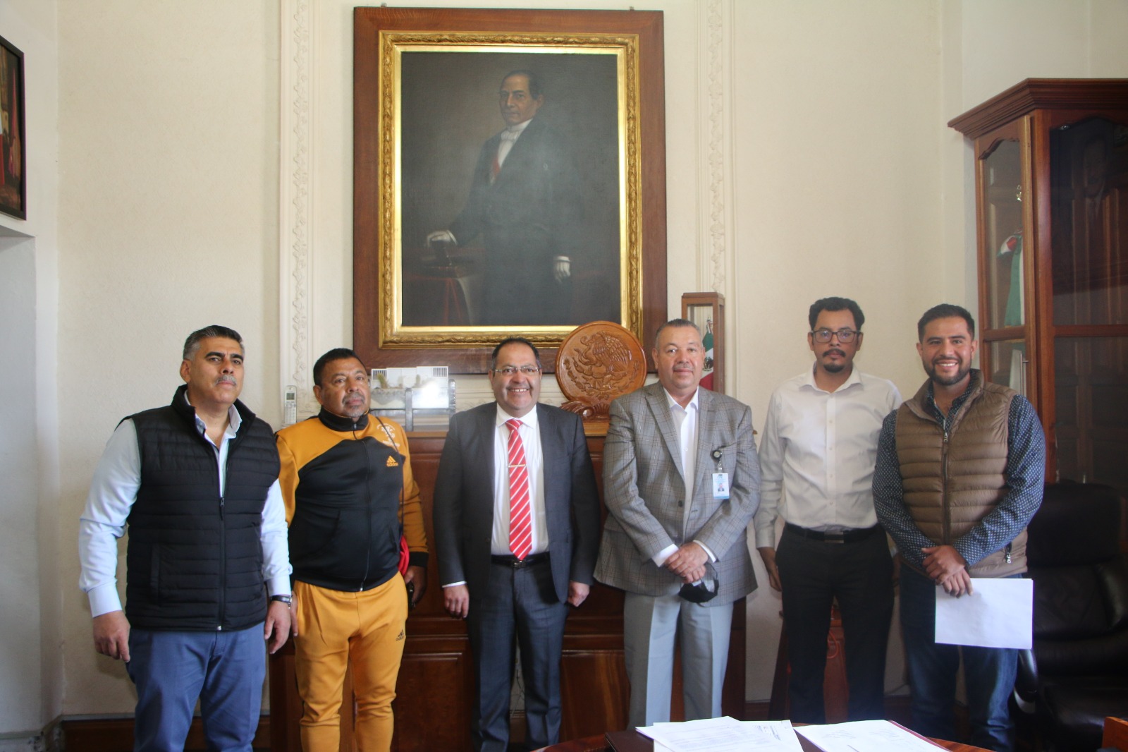 José Luis Téllez sostuvo reunión de colaboración con personal de la CFE Zona Zitácuaro