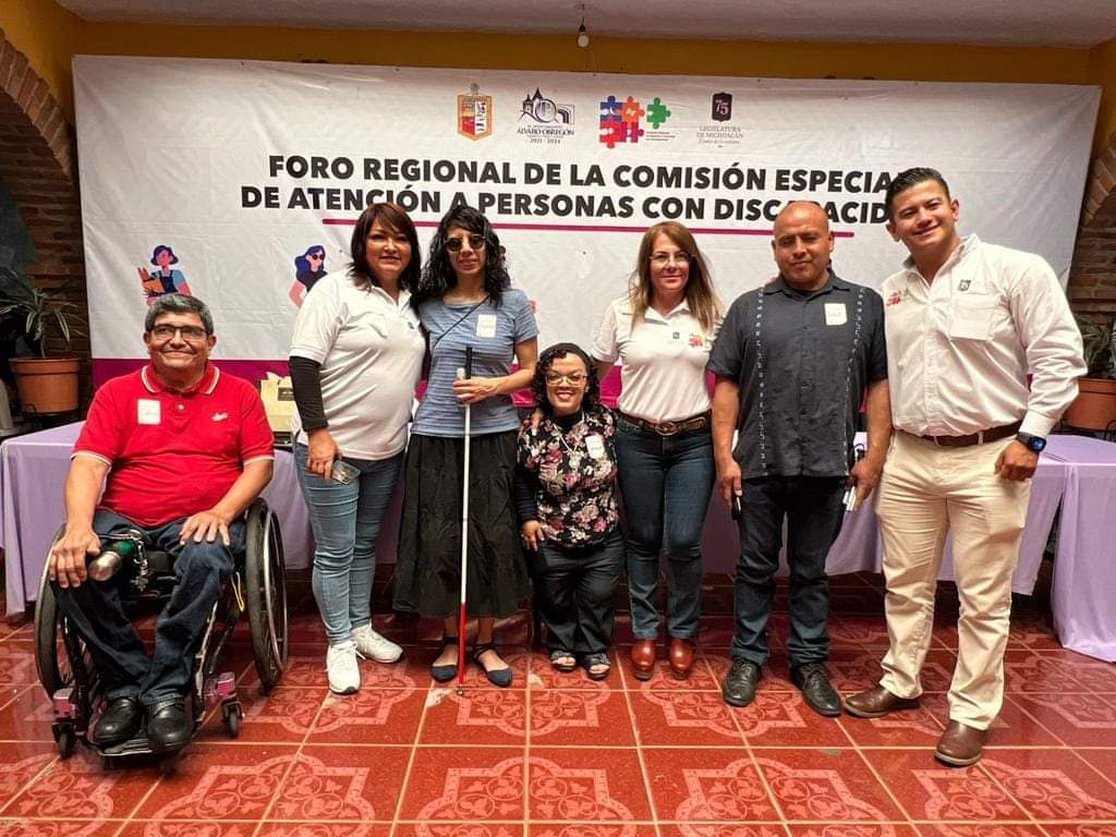 Fundamental conocer de primera mano, necesidades de personas con discapacidad para legislar: Víctor Zurita