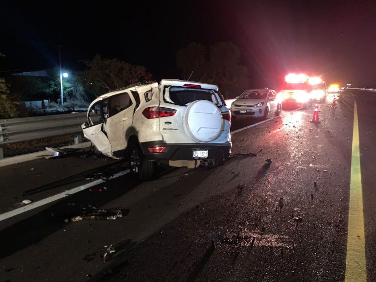 Un hombre perdió la vida al quedar prensado en los hierros retorcidos de su camioneta