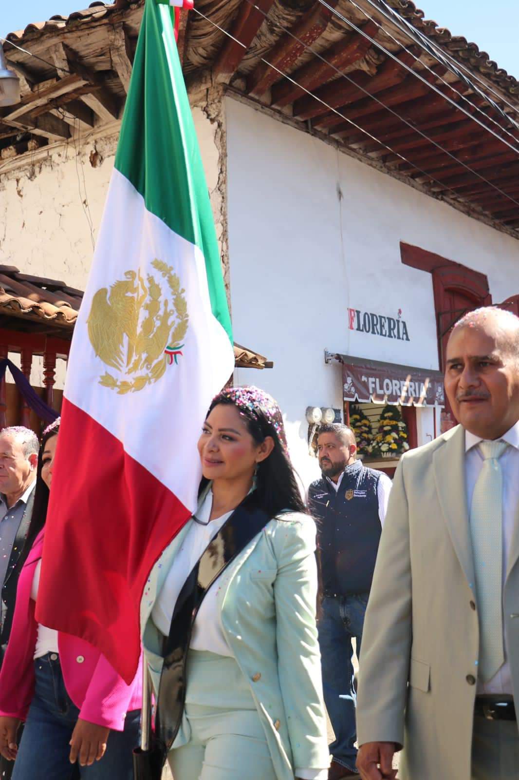 Conmemoran 217 aniversario del Natalicio de Benito Juárez en Salvador Escalante.
