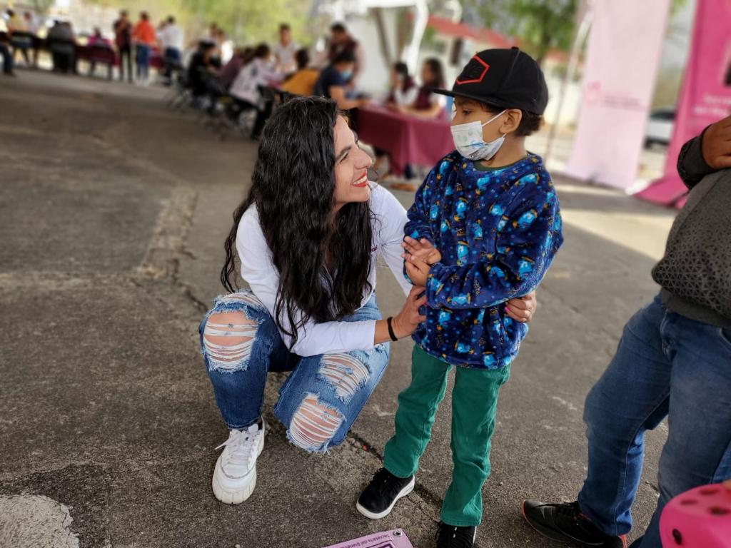 Entrega Bienestar apoyos económicos a 378 familias de niños con cáncer