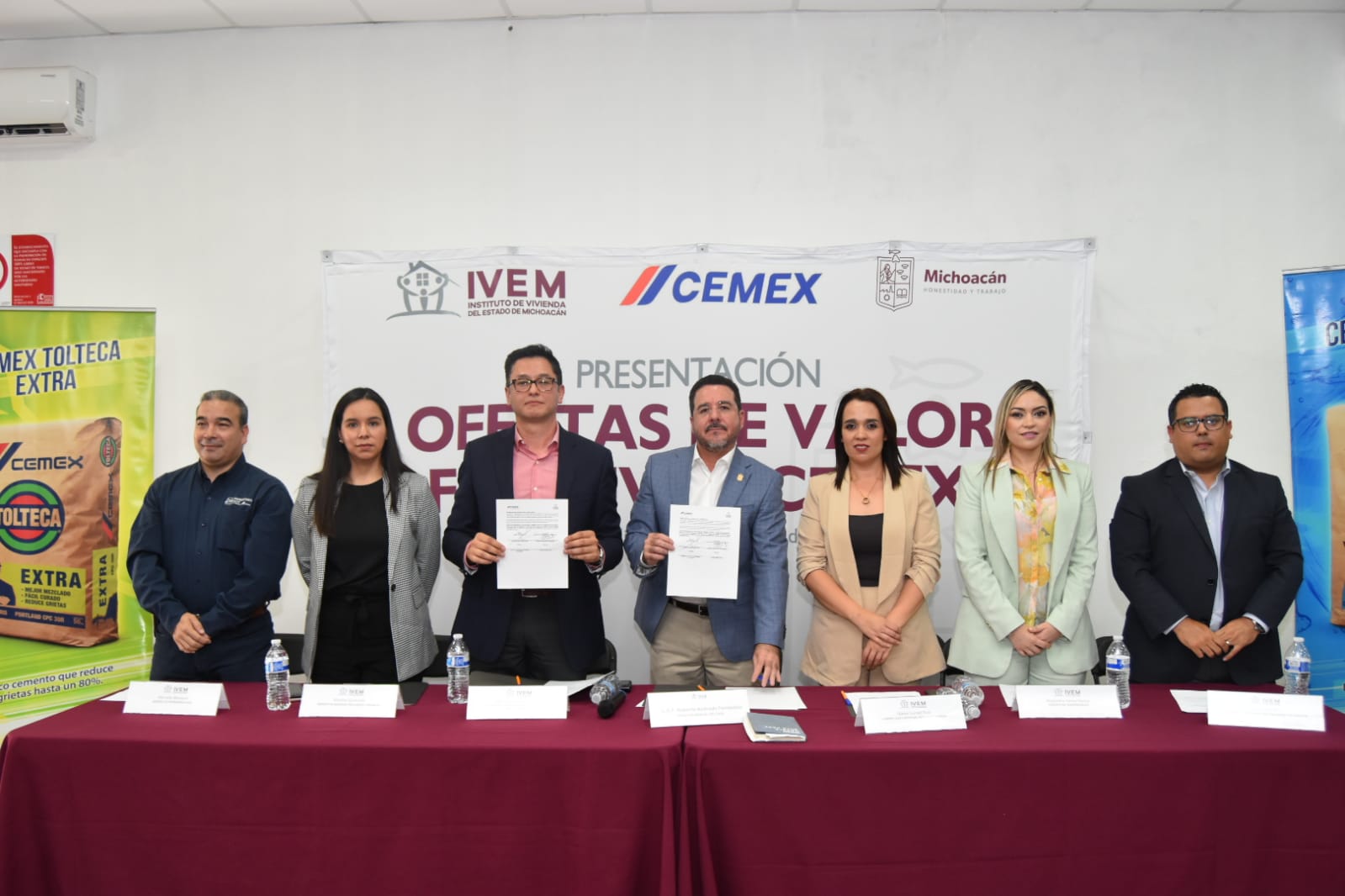 Acuerdan IVEM y CEMEX incidir en disminución del rezago habitacional