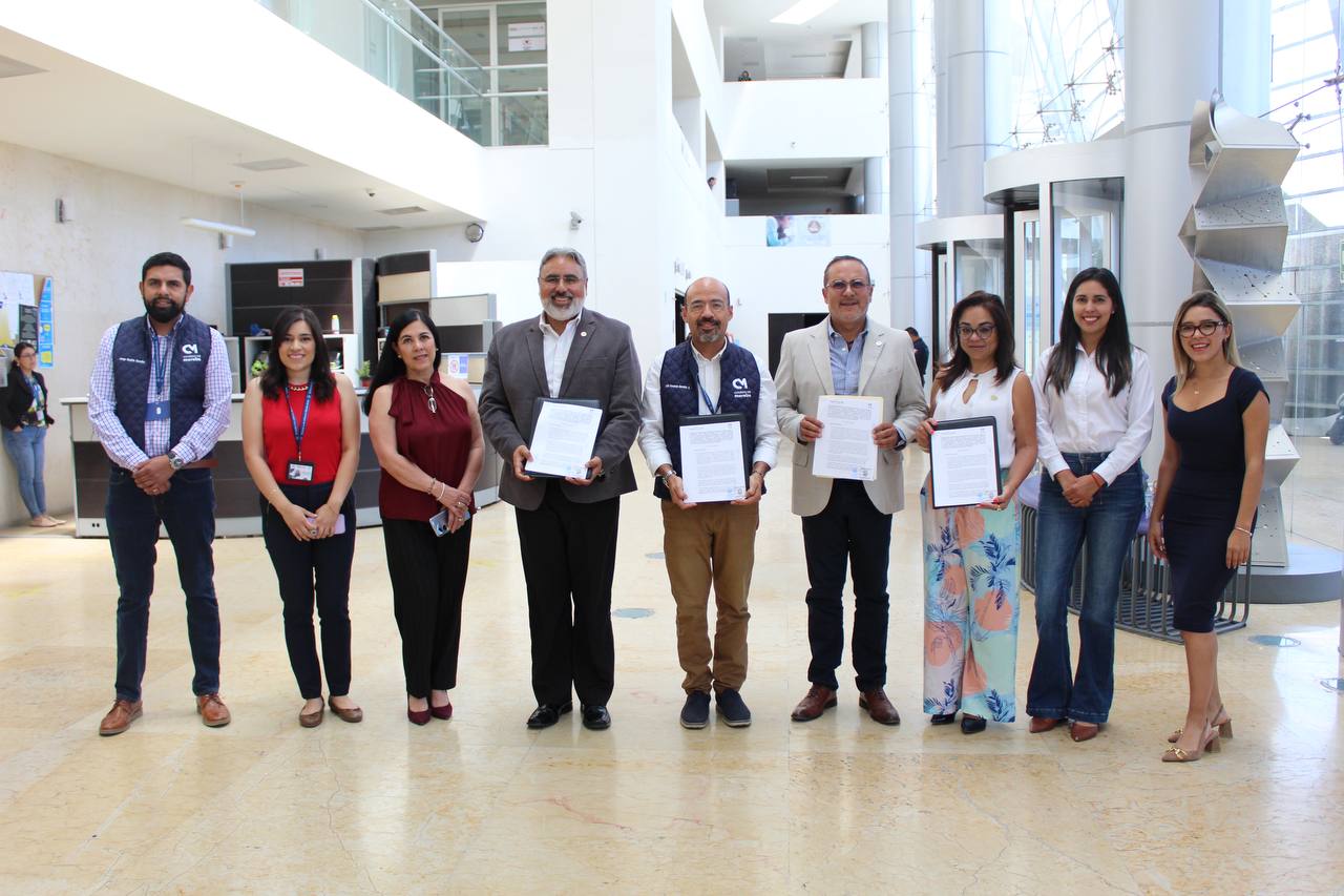 Firma el CM y CANACINTRA convenio para impulsar la educación empresarial